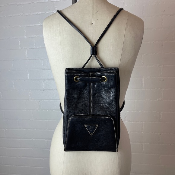 Vintage Guess Backpack - Picture 3 of 7